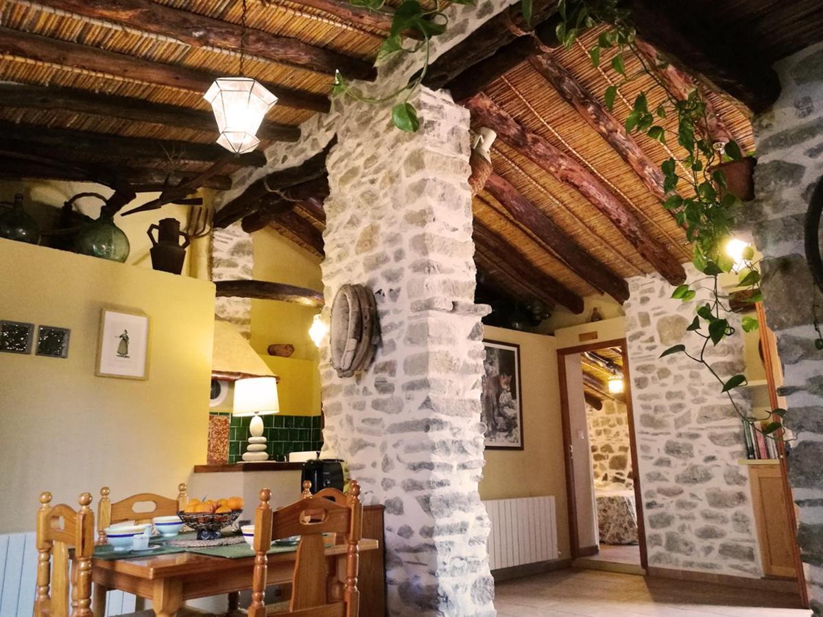 Buhardilla Rustica En La Vall De Gallinera Aparthotel Patró Buitenkant foto